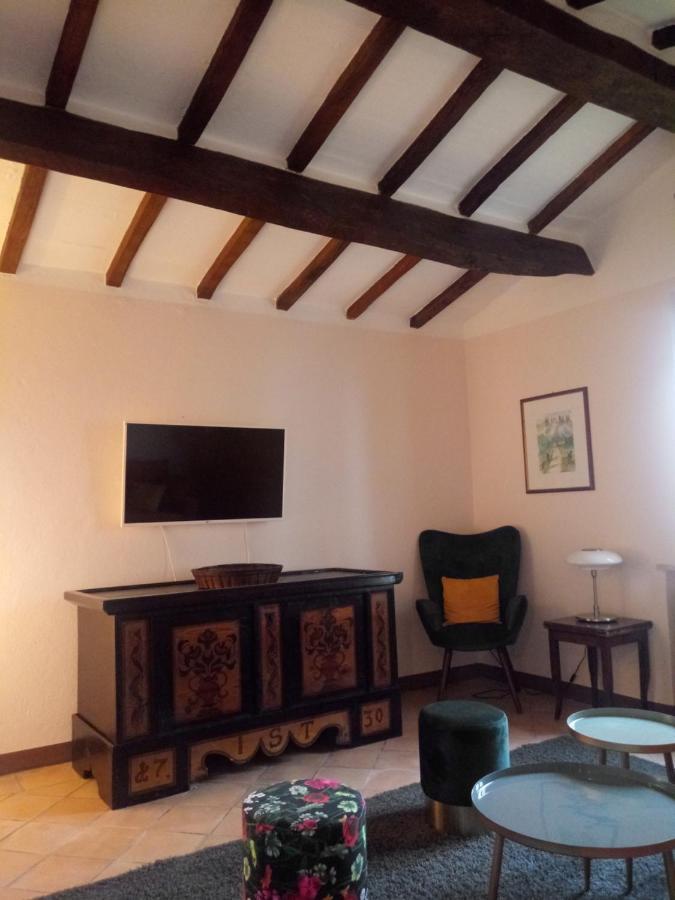 Le Querciolaie Monte Cavallo - Upper Apartment Saturnia Eksteriør billede
