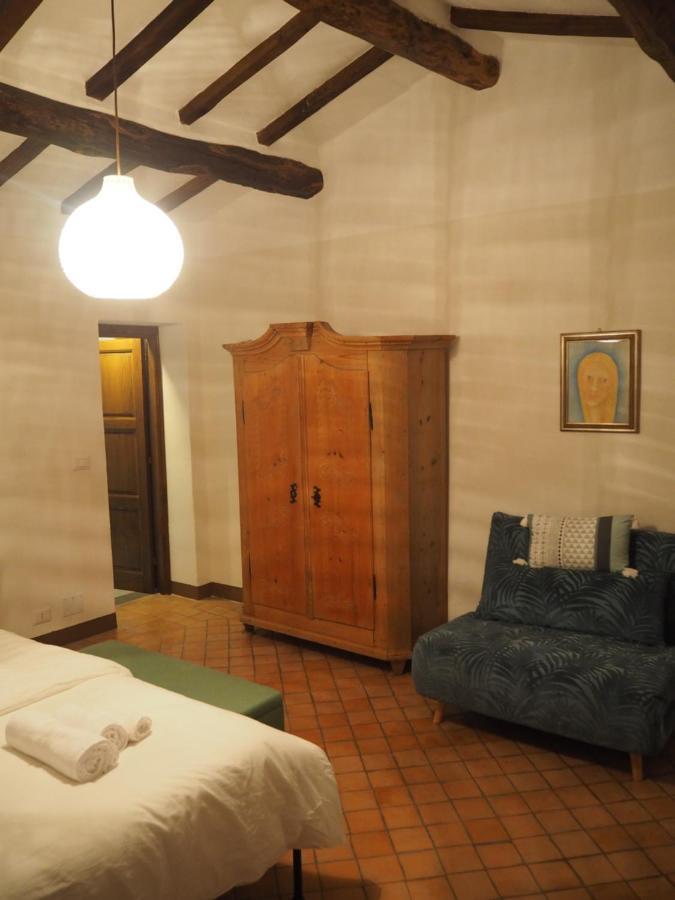 Le Querciolaie Monte Cavallo - Upper Apartment Saturnia Eksteriør billede